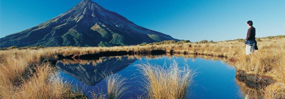 mount taranaki without its snow cap